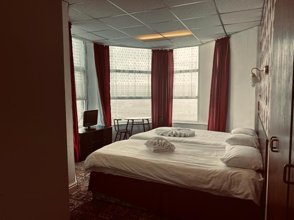 בלקפול Sunset Beach Hotel מראה חיצוני תמונה